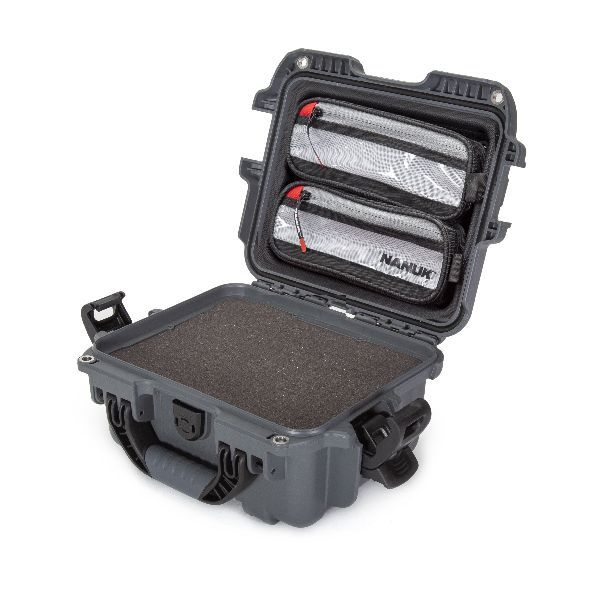 Mallette Nanuk 905 Graphite avec Fermoirs TSA PowerClaw,  Mousse Cubique et Organisateur Couvercle
