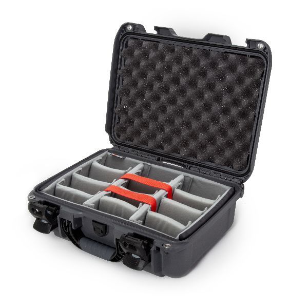 Mallette Nanuk 920 Graphite avec Fermoirs TSA PowerClaw et Bande Séparatrice