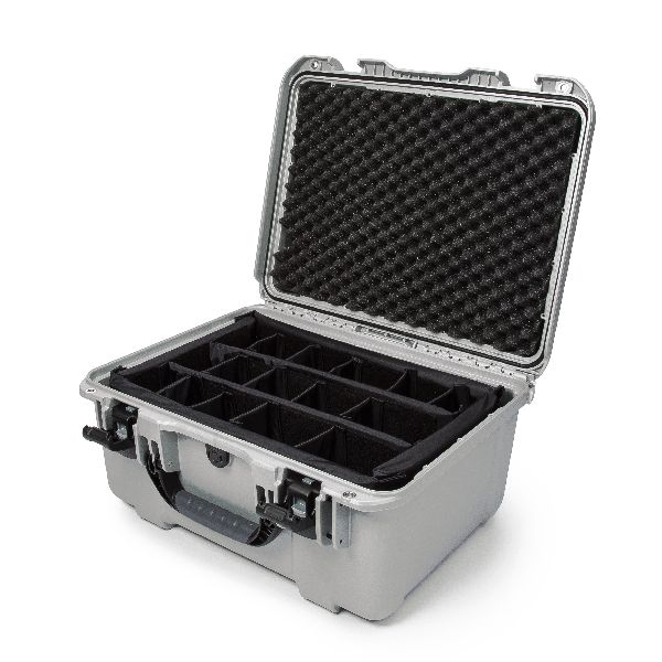 Case Nanuk 933 Silver with Dividing Pad
